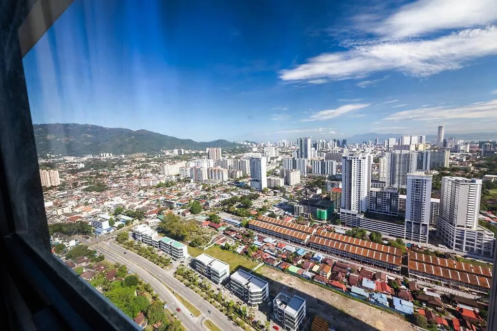 Urban Suites With Spectacular High Floor View #3Br #03 Jelutong Apartman